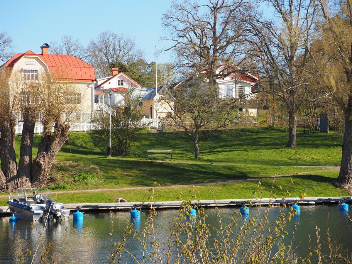 Stenkullens Gardshus Borensberg Экстерьер фото